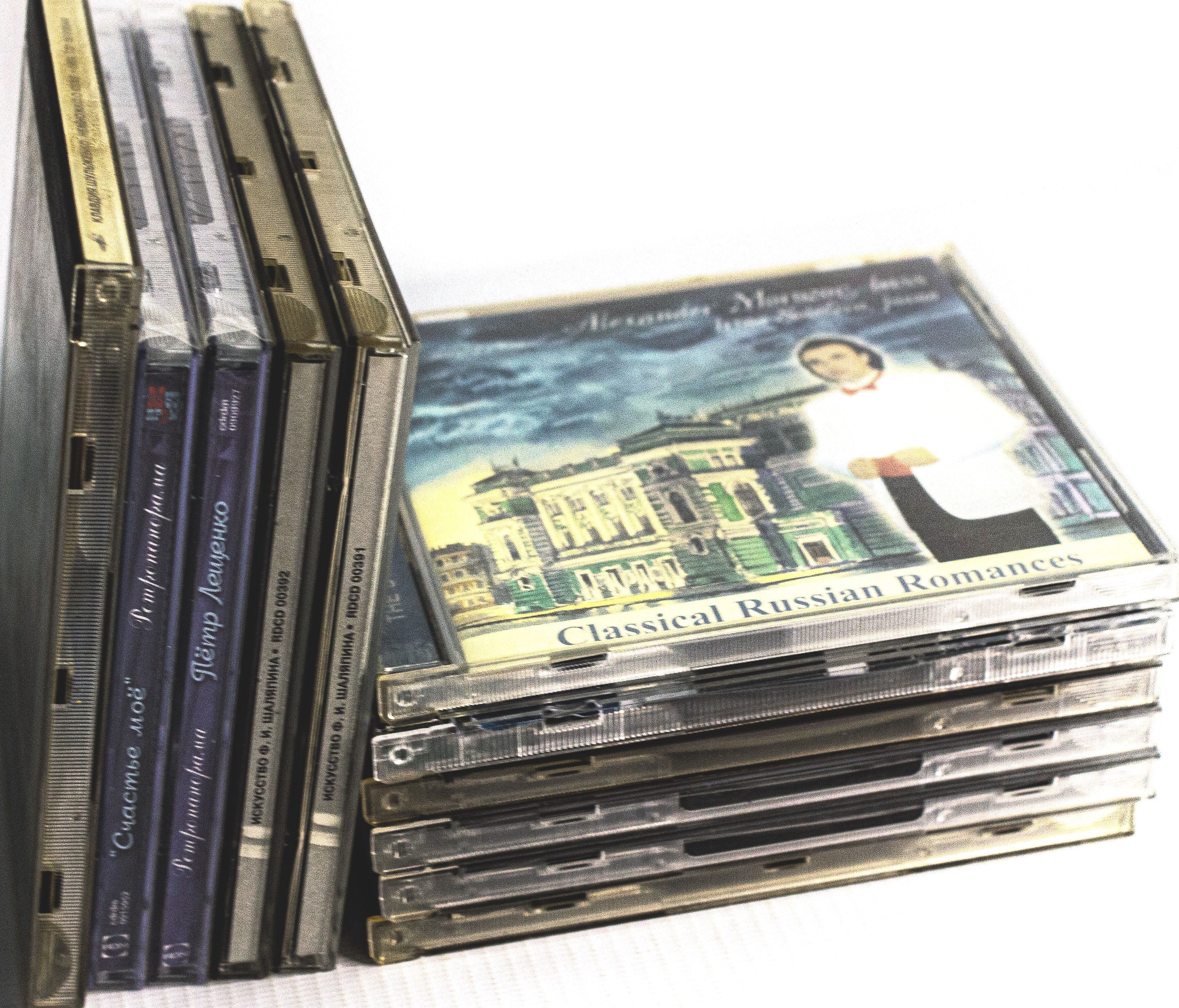 Британский «ретро-пират» получил срок за торговлю CD