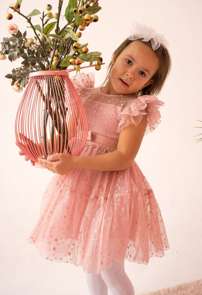 Платье детское на пуговицах в садик с вышивкой