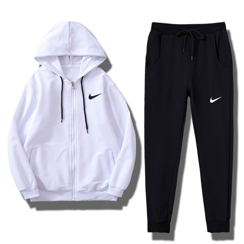 Костюм спортивный Nike #1