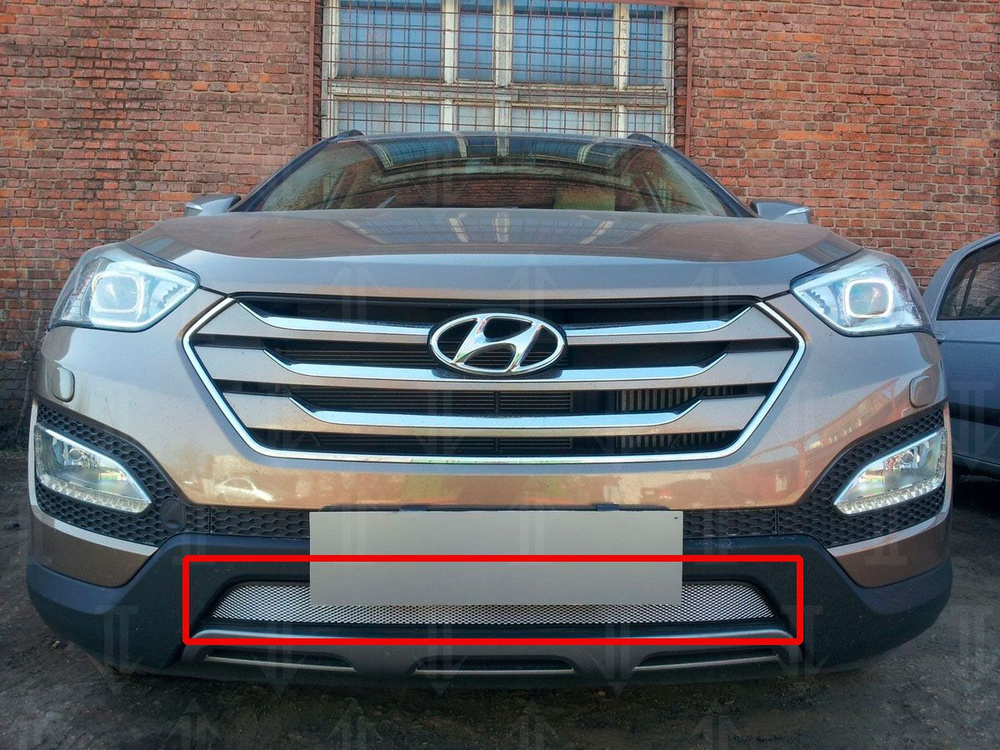 Защитная сетка радиатора хром Hyundai Santa Fe (2012-2016) / съемная ...