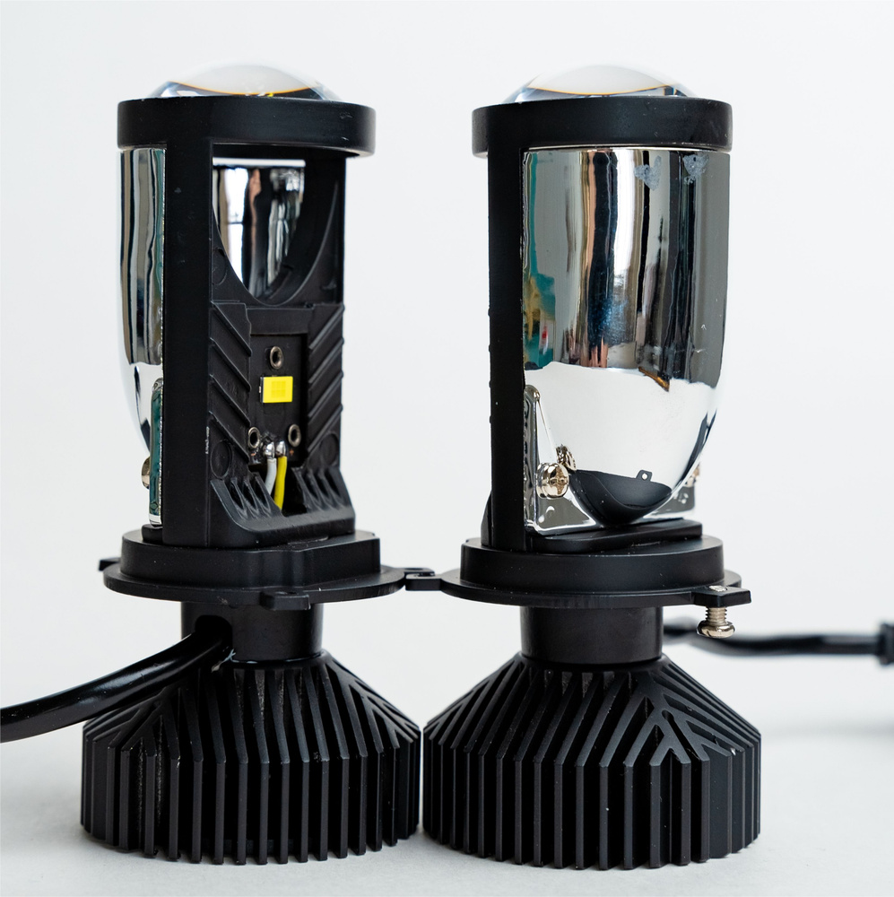 Мини лед н4. Bi led mini линзы h4 ваз. Led лампы с мини линзой. Лед линзы h4. Матричные мини линзы h4.