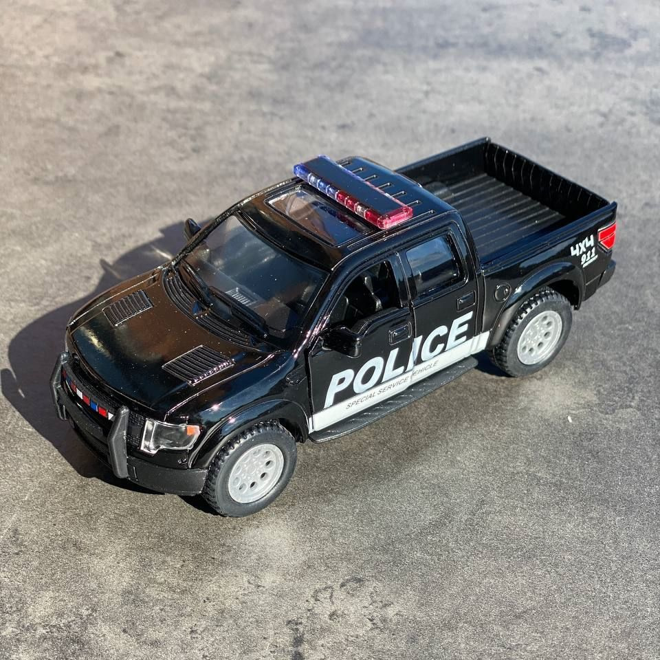 Машинка металлическая Kinsmart 1:46 2013 Ford F-150 SVT Raptor Форд Раптор  5365 инерционная, цвет Черная полиция - купить с доставкой по выгодным  ценам в интернет-магазине OZON (1123172586)