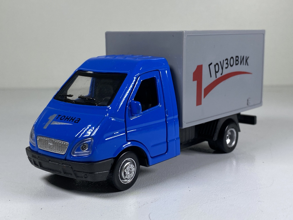 Модель-игрушка Газель фургон с инерционным механизмом 12,5см / звук и ...