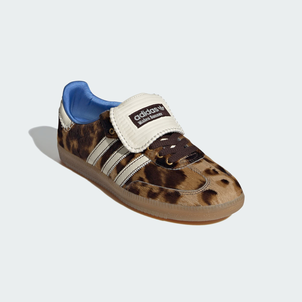 Кроссовки adidas #1