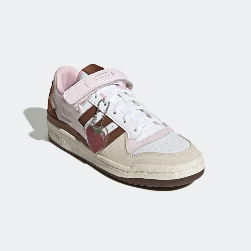 Adidas forum cheap low sneakers