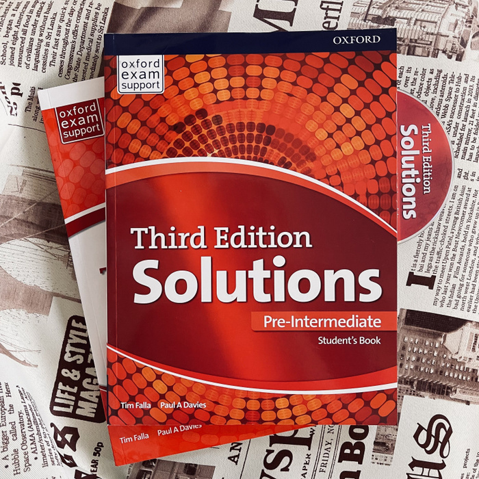 Solutions Pre-Intermediate (3 edition). Student's Book (with CD) and ...