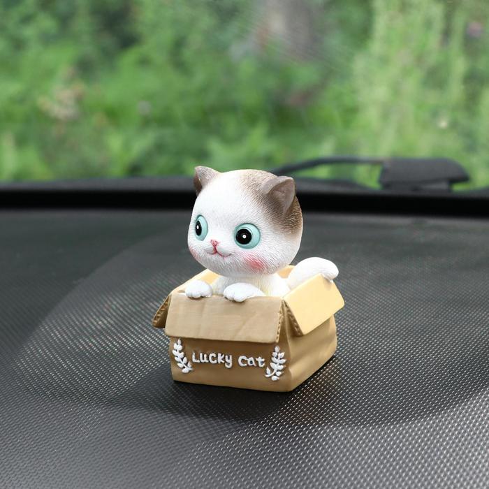 Игрушка на панель авто "Счастливый кот" качающий головой