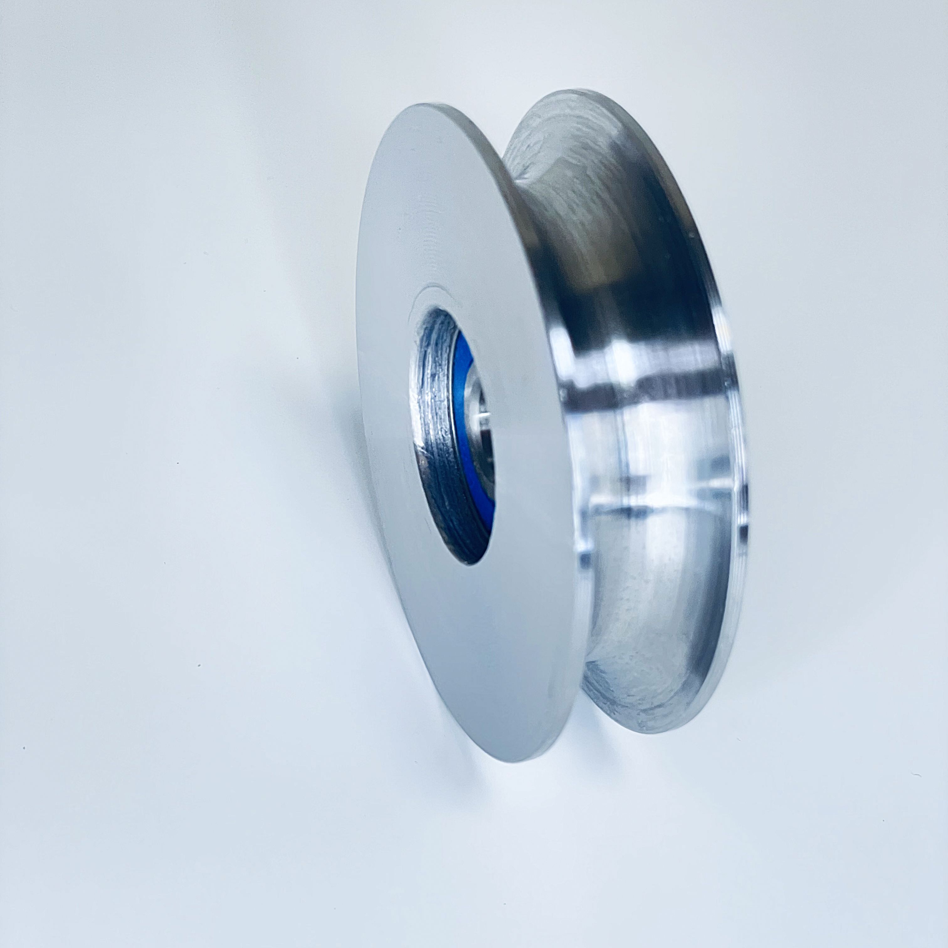 Ролик-шкив с подшипником диаметр 80х12 мм, ширина 20 мм, с канавкой 15 ...