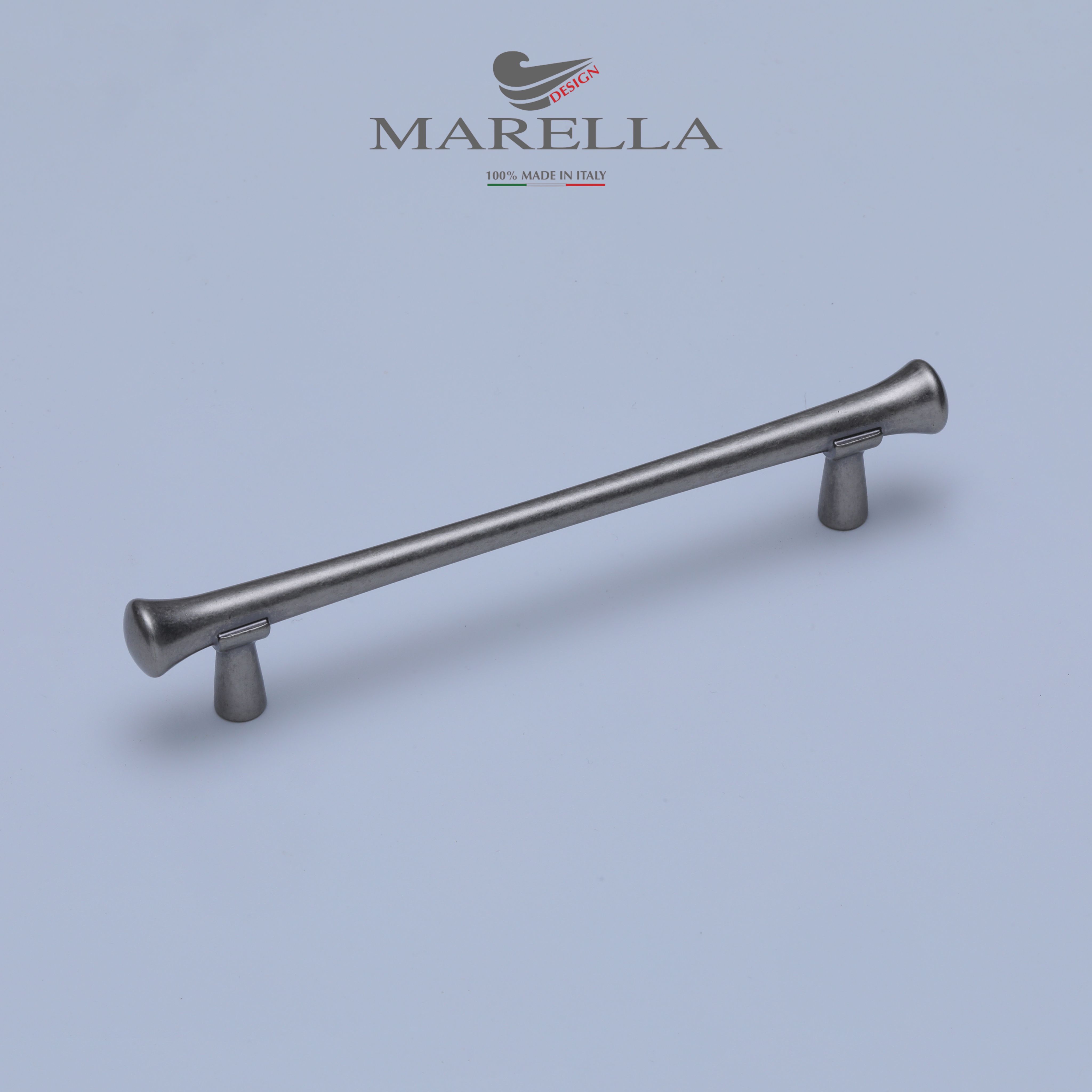 РучкамебельнаяСкоба/РейлингMarellaEtruria(Италия)Цвет-Состаренноесеребро128мм