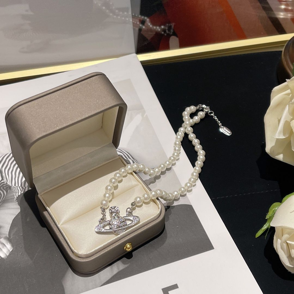 Ожерелье Vivienne Westwood - купить с доставкой по выгодным ценам в ...