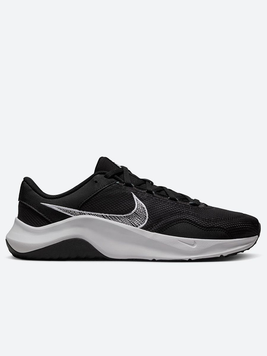 legend essential 3 nike