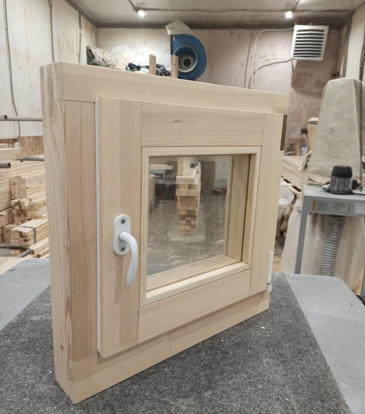 Пример монтажа деревянного окна