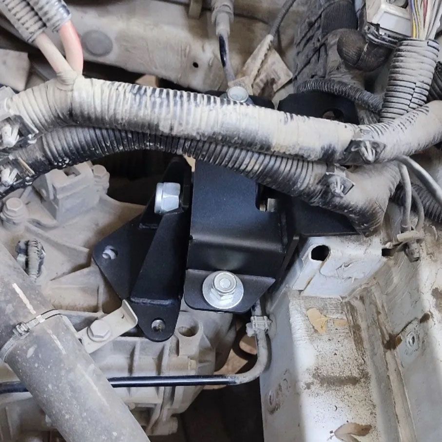 Усиленная опора двигателя (подушка КПП) Lada Vesta - ЛЕВАЯ (Лада Веста ...