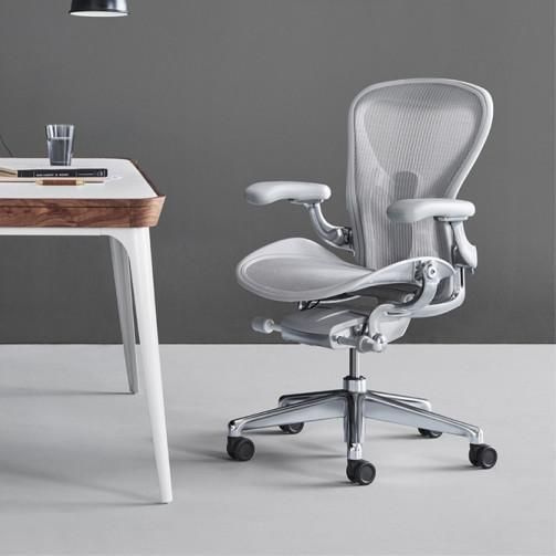 Офисное кресло herman miller