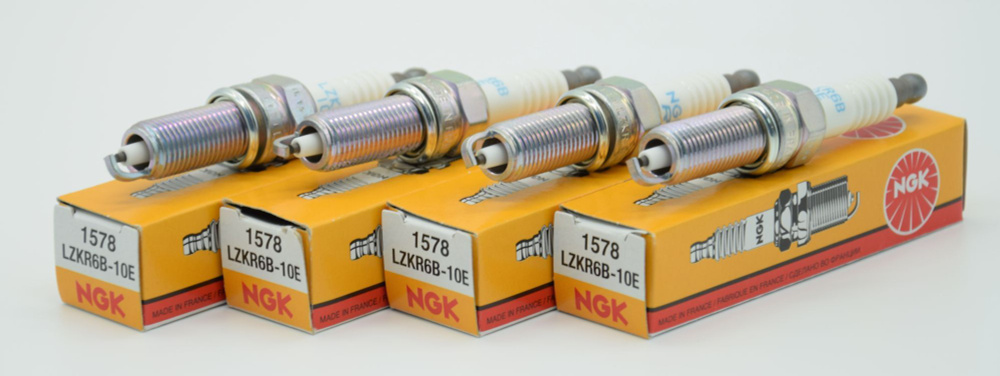 Комплект свечей зажигания NGK 1578/2В - купить по выгодным ценам в ...