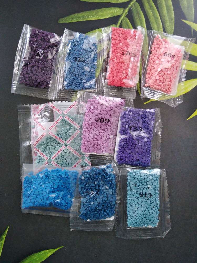 Комплект страз для алмазной мозаики 2.5мм (700-850шт*10цв) № 54 ...