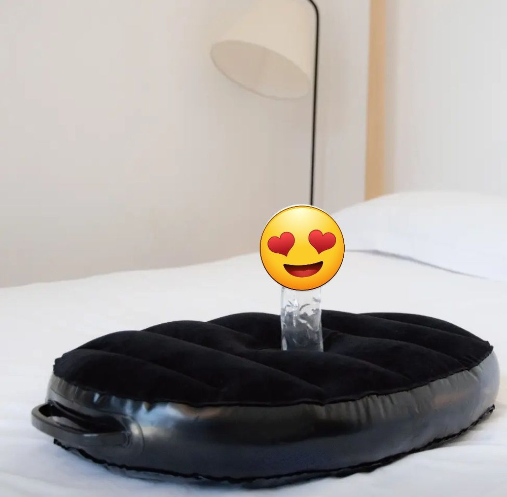 Как использовать подушку в сексе?