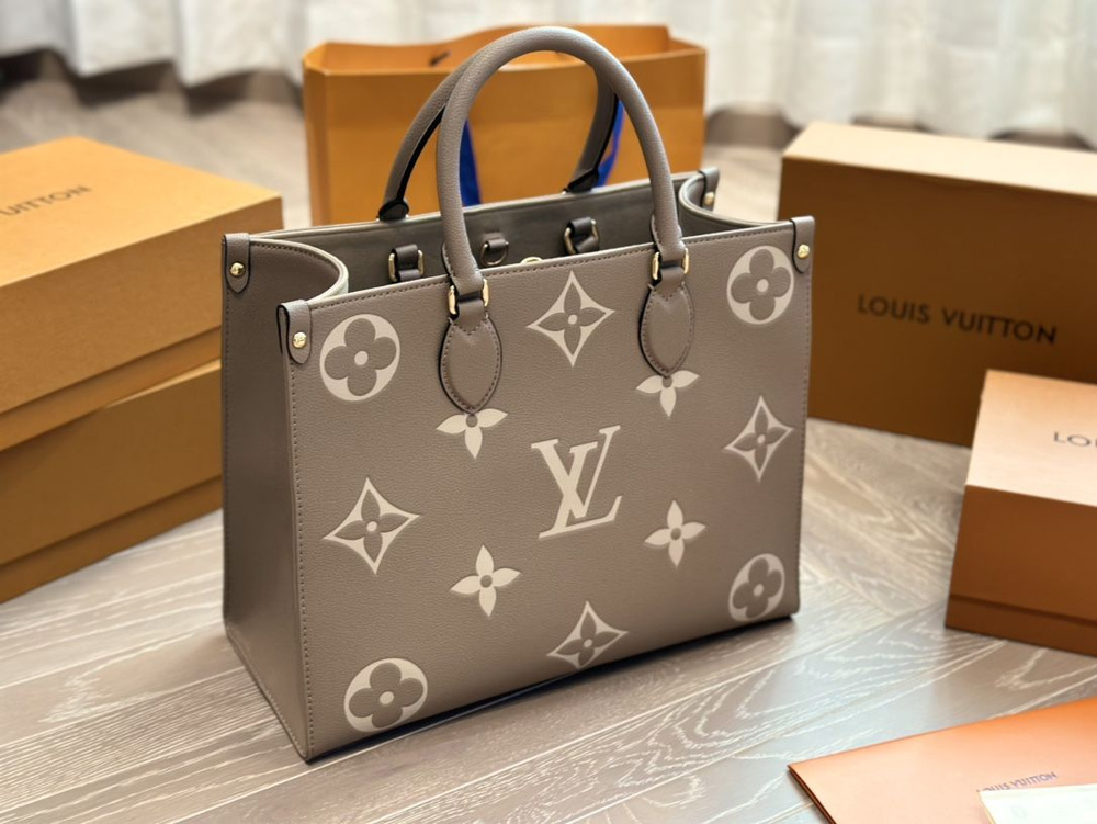 Louis Vuitton Сумка на плечо тоут - купить с доставкой по выгодным ...