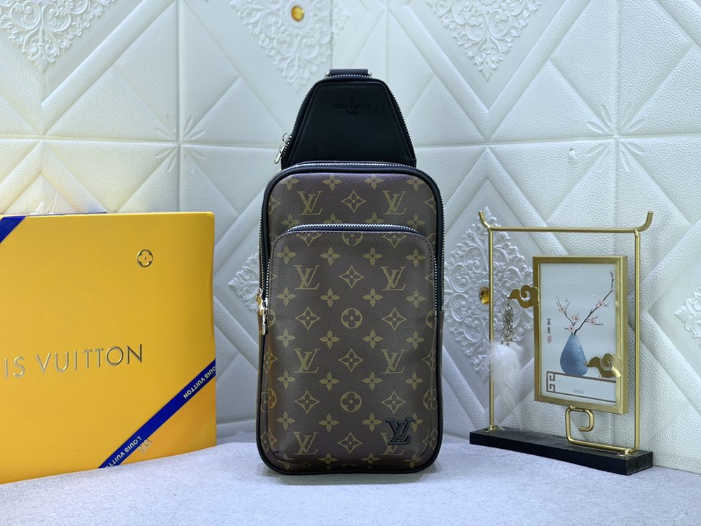 Louis Vuitton Сумка на плечо кросс-боди #1