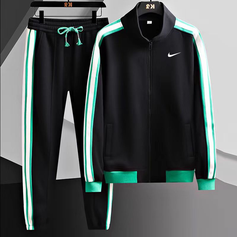 Костюм спортивный Nike #1