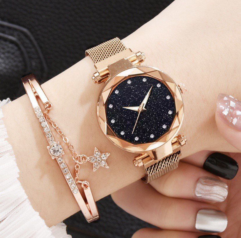 Женские часы с металлическим браслетом