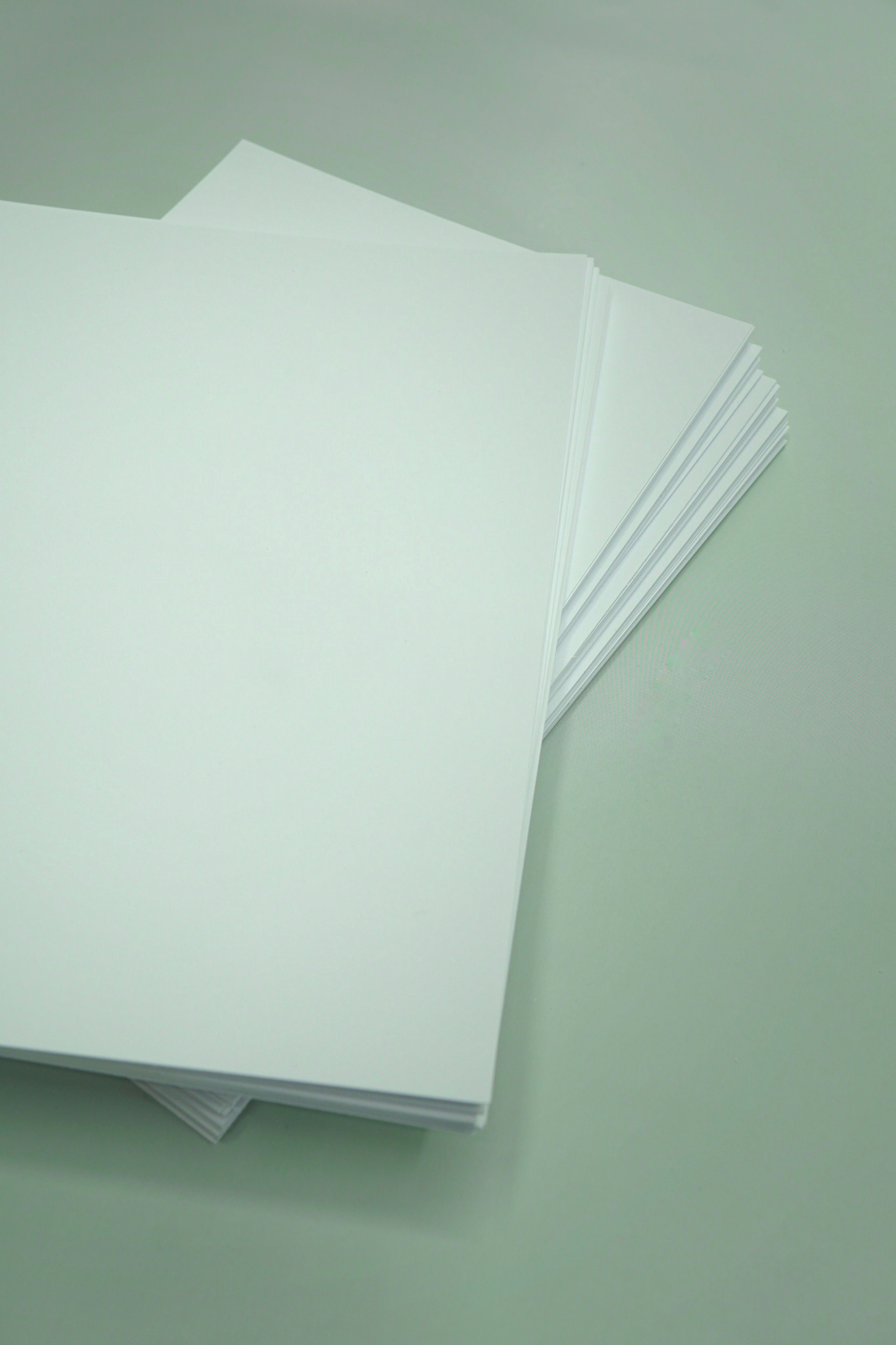 Плотный картон. Цветная бумага для принтера. Скоросшиватели а4 мультифора. Плотный а4. Цветная бумага.