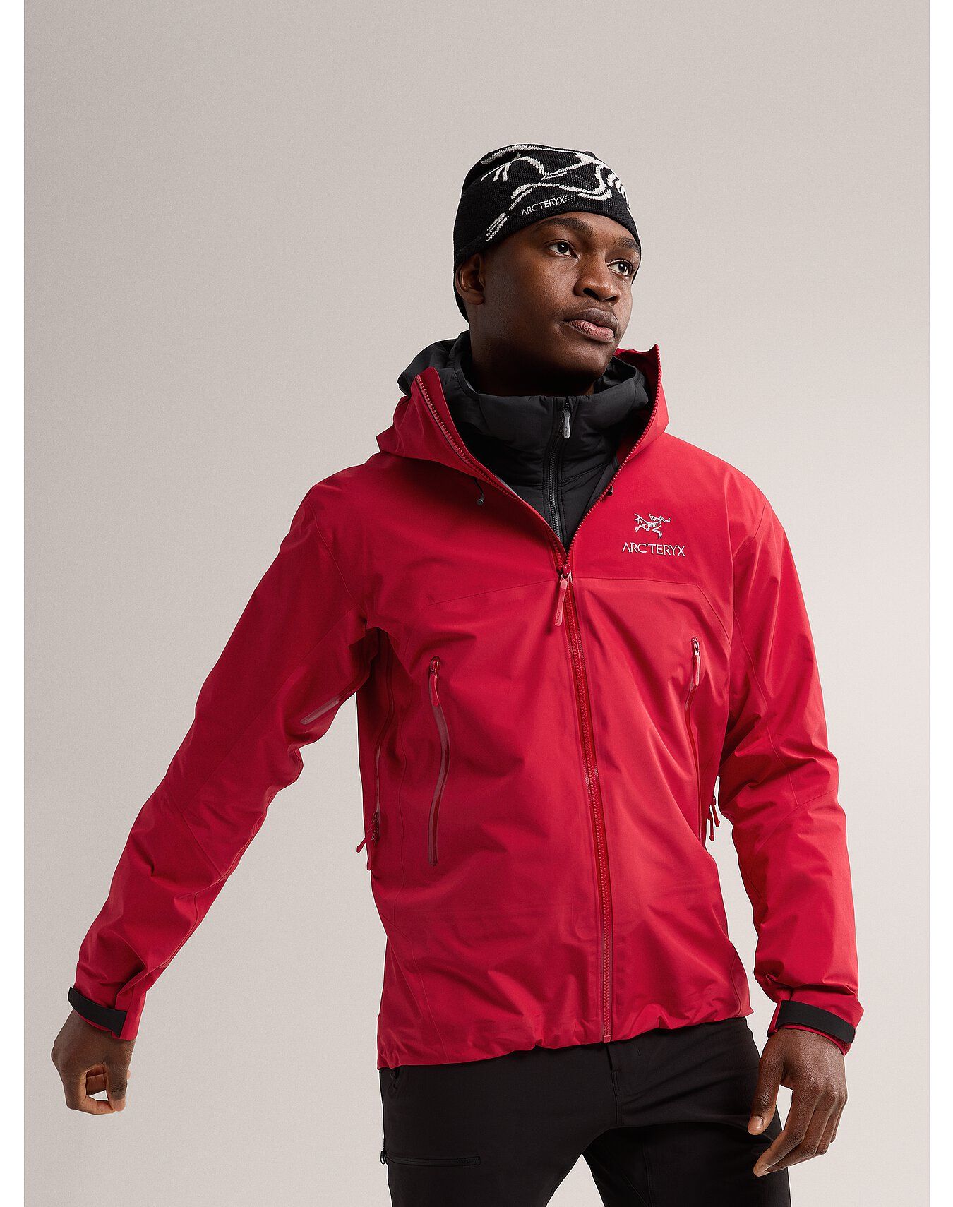 Куртка Мужской Arc'teryx красный Мембранные материалы, размер 48