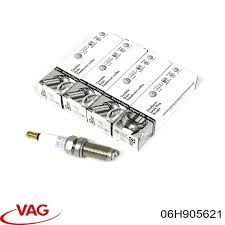 Свеча зажигания для VAG 06H905621 на Audi A1 A3 Quattro A4 Sportback ...
