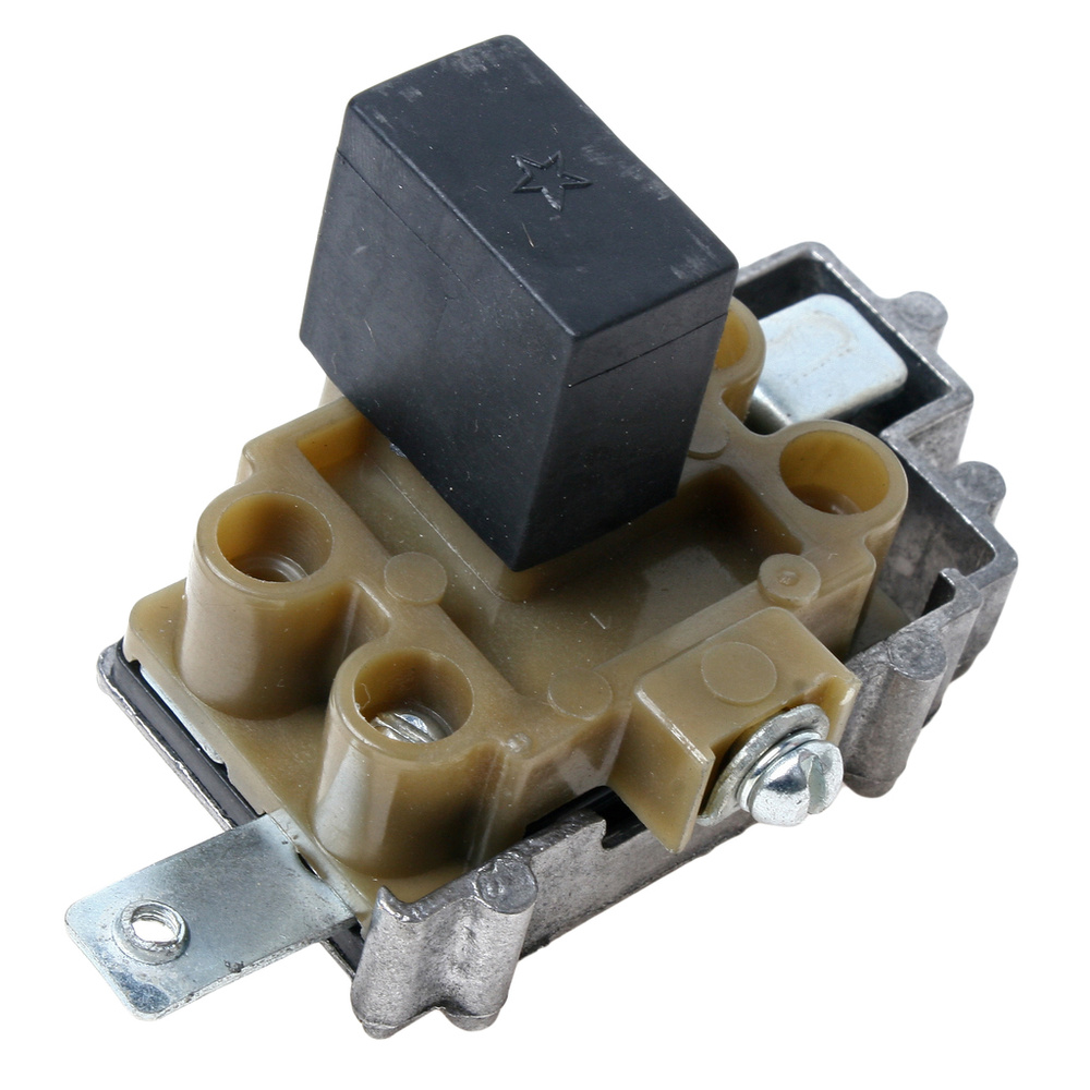 Реле регулятор напряжения СУПЕР-МАЗ, КАМАЗ-ЕВРО в сборе с щ.у.ЭМ ...