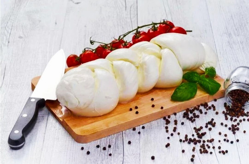Сыр козий *Mozzarella* косичка в вакуумной упаковке 1кг. - купить с ...
