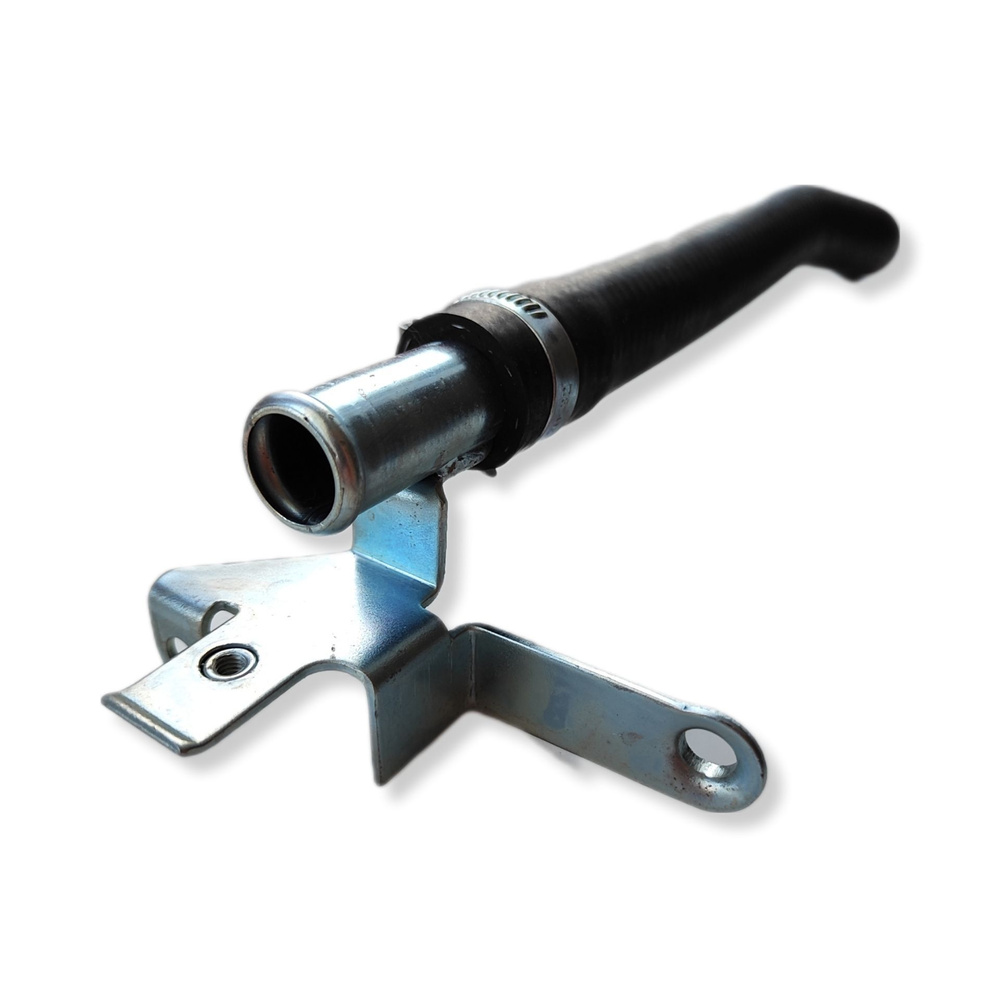 Трубка подводящая насоса водяного (помпы) 2123 Шевроле-Нива. - Barauto ...