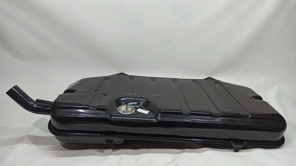 Топливный бак Нива 2121, 21213 карбюратор, с датчиком уровня топлива ...