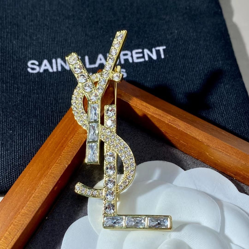 Yves Saint Laurent Брошь #1