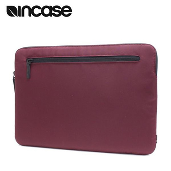 Incase compact sleeve 2025 in flight nylon