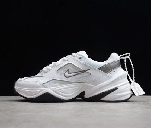 Nike air hotsell monarch m2k