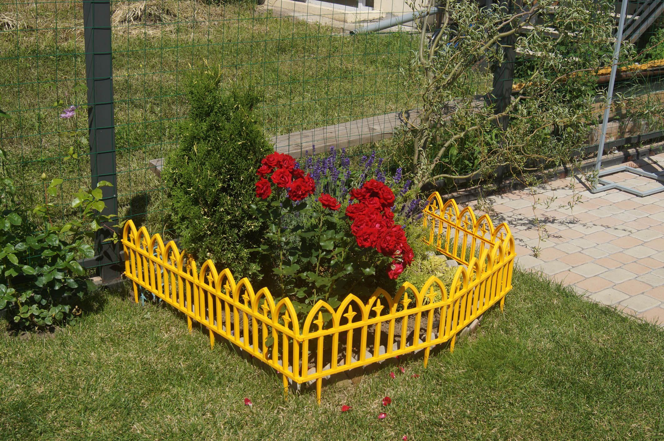 Забор декоративный для сада купить. Заборчик Флорида 3м. Ограждения для цветников. Красивые ограждения для клумб. Забор для клумб декоративный.