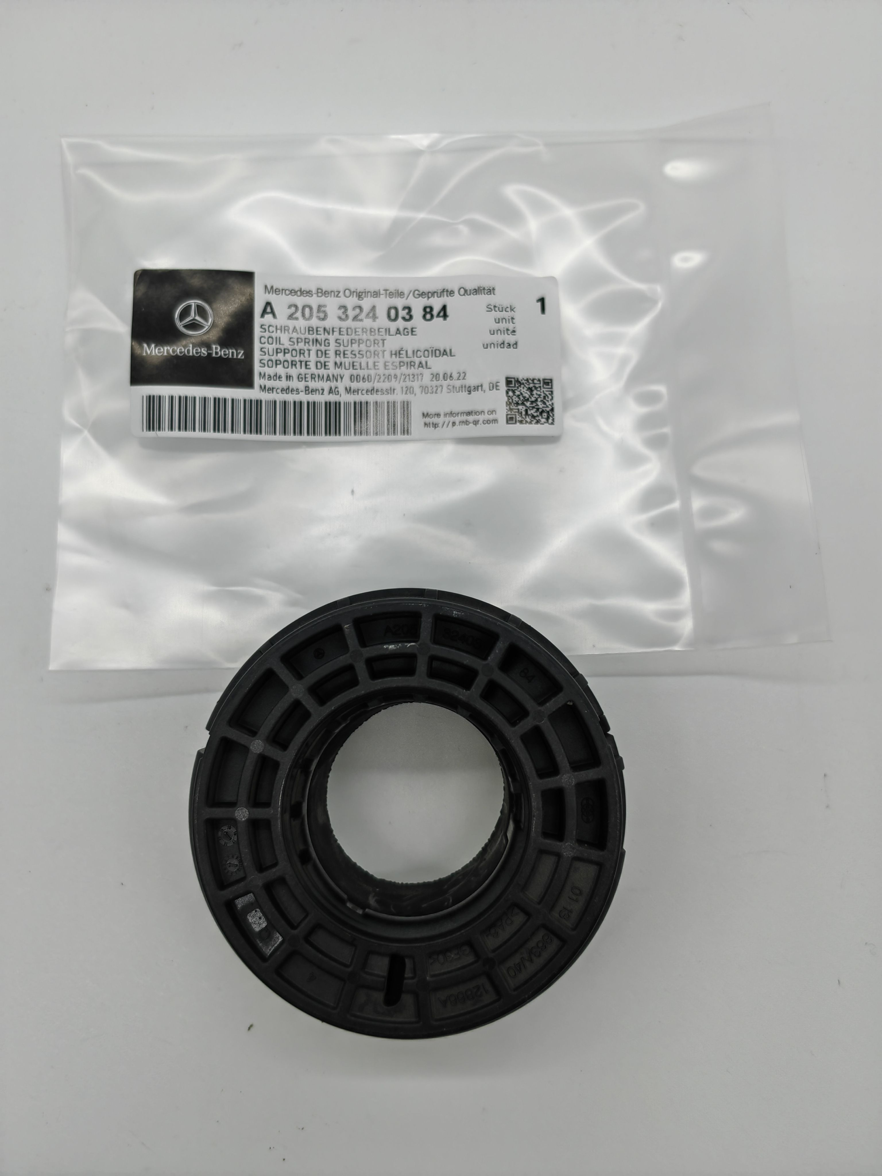 Опора пружины Mercedes арт. A2053240384 купить c доставкой
