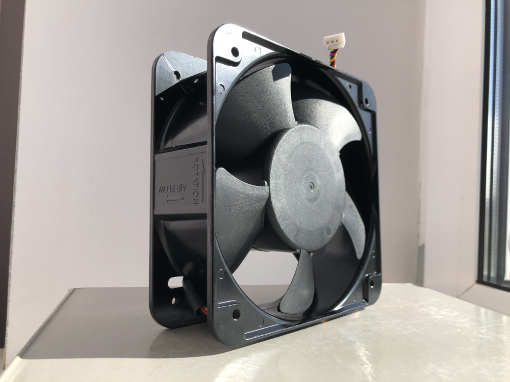 Вентилятор DELTA AFC1512DG 150 мм., 1.8А для корпусов майнинг ферм ...