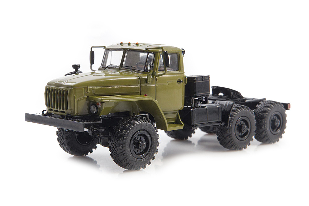 уральский грузовик 44202-0311-31 седельный тягач - купить в интернет ...