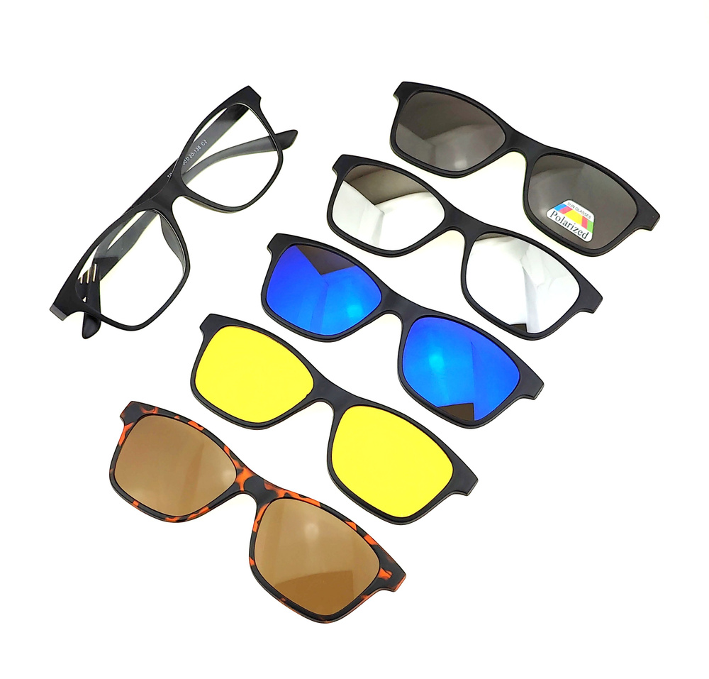 91,000+ Polarized Stock Photos, Pictures & Royalty-Free Images - iStock | Polarized  sunglasses, Polarized light, Polarized glasses