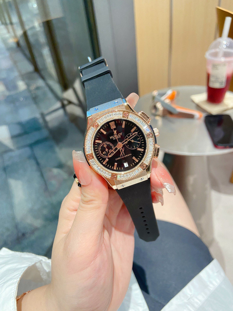 Часы Hublot