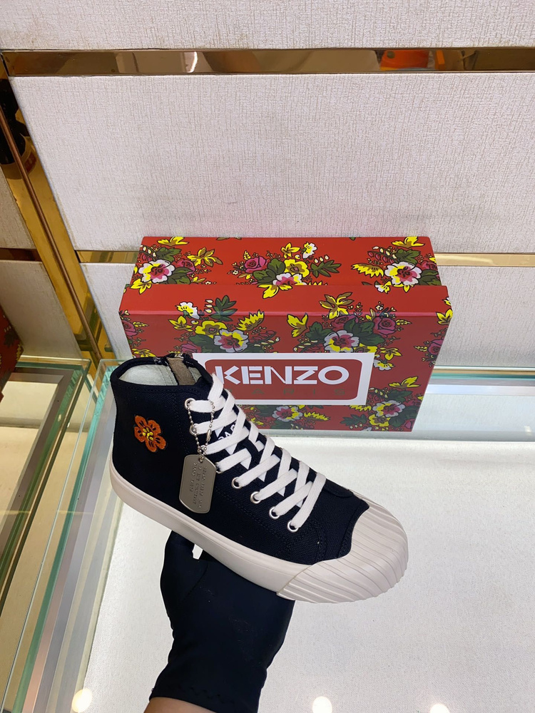 Кроссовки Kenzo - купить с доставкой по выгодным ценам в интернет-магазине  OZON (1250549639)
