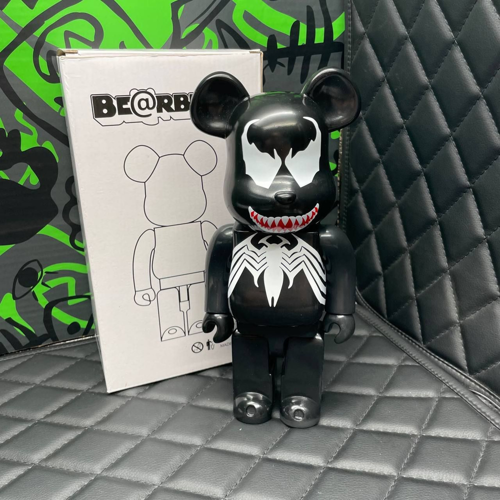 Игрушка Bearbrick Веном 28см - купить с доставкой по выгодным ценам в  интернет-магазине OZON (1218652531)