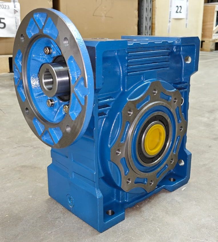 Редуктор червячный NMRV 110-40/200*24 42 B3 PAM90B5 MGTehno купить на ...