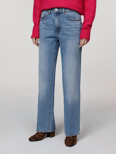 Женские джинсы с низкой талией | С чем носить джинсы с заниженной талией