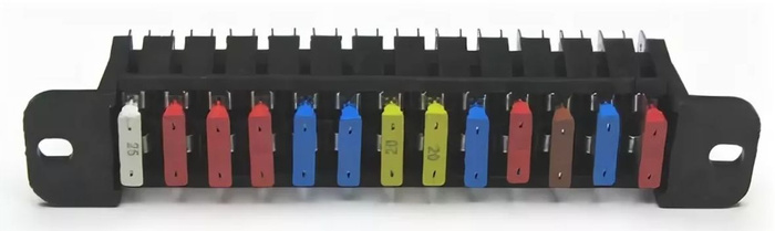 Блок предохранителей 2106, 3110 большой новый образец ВАЗ Авар - купить ...