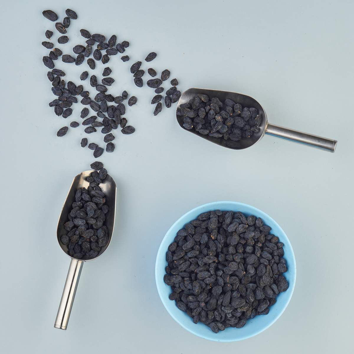 Изюм черный Терма Dattie, 1 кг натуральный купить на OZON по низкой ...