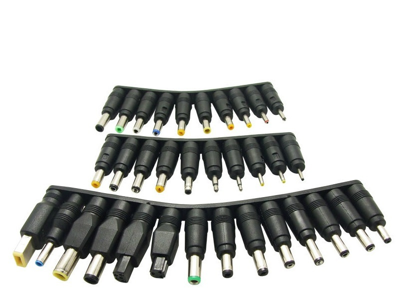 Переходник для зарядки ноутбука acer. Набор переходников. Адаптеры питания набор. Набор переходников для ноутбука. Ремонтный универсальный разъем.