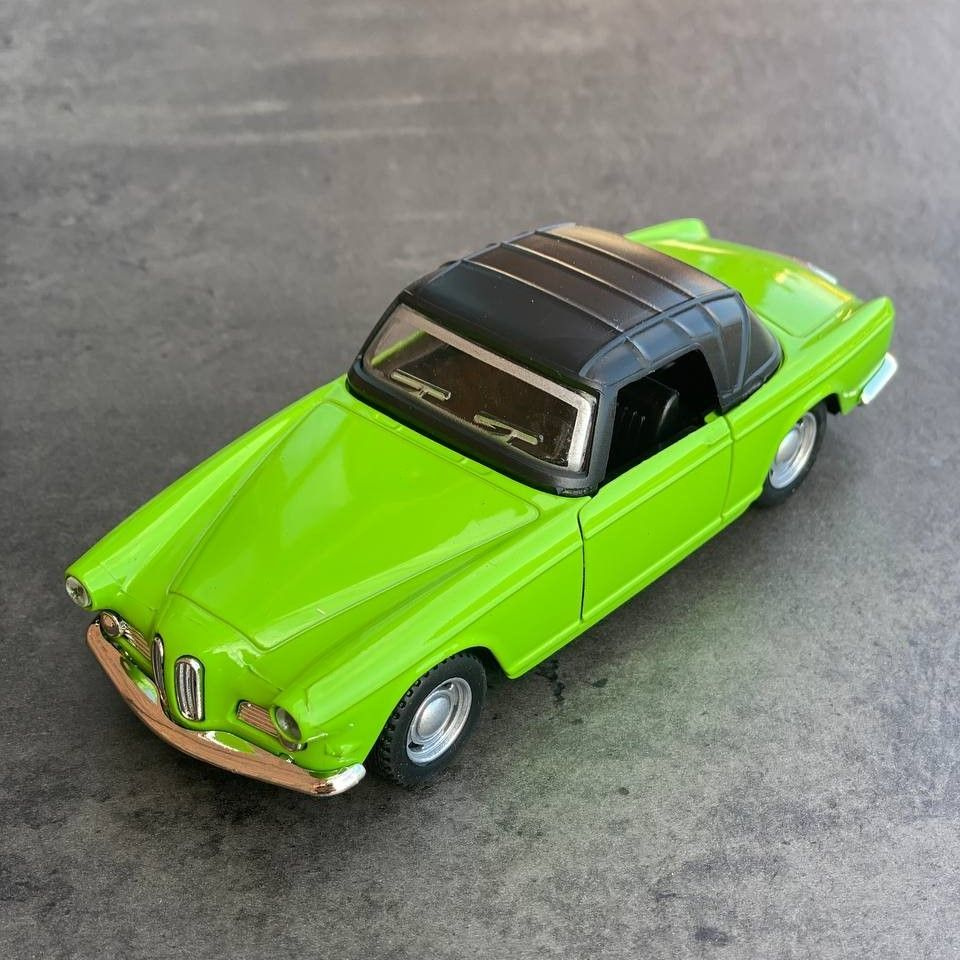 Металлический ретро автомобиль BMW 3200CS БМВ инерционная, цвет Зеленый -купить с доставкой по выгодным ценам в интернет-магазине OZON (1038931510)