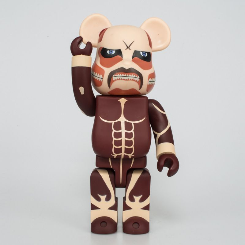 Bearbrick attack hot sale on titan